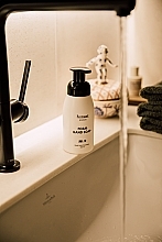 Пінне мило для рук - Honest Products JAR №10 Foam Hand Soap — фото N2