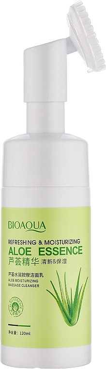 Пінка для вмивання з алое вера, з щіточкою - Bioaqua Aloe Vera Refresh and Moisture Cleanser