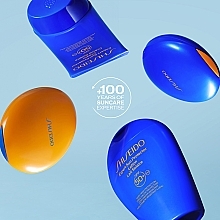 Солнцезащитное компактное тональное средство - Shiseido Tanning Compact Foundation SPF10 (сменный блок) — фото N6