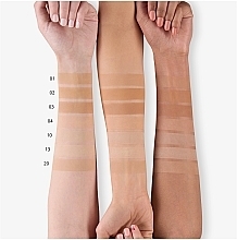 Тональна основа-мус - Essence Natural Matte Mousse Foundation — фото N7