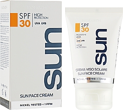 Духи, Парфюмерия, косметика Крем для загара лица SPF30 - Bioearth Sun Protective Face Cream SPF30