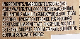 Кремообразный окислитель 4,5 % - Revlon Professional Revlonissimo Color Sublime Cream Oil Developer 15Vol — фото N3