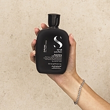 Шампунь для всех типов волос - Alfaparf Semi Di Lino Sublime Detoxifying Low Shampoo — фото N3