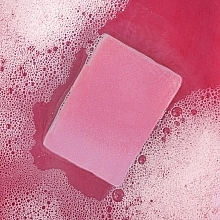 Твердое мыло малиново-клубничное - Two Cosmetics Cucu Solid Soap with Shea Butter — фото N2