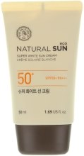 Духи, Парфюмерия, косметика Солнцезащитный крем для лица - The Face Shop Natural Sun Super White Sun Cream SPF50