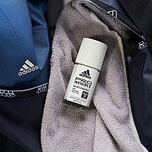 Дезодорант-антиперспірант кульковий для жінок - Adidas Pro invisible 48H Anti-Perspirant — фото N4