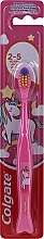 Духи, Парфюмерия, косметика Детская зубная щетка мягкая, от 2 лет, розовая с единорогом - Colgate Kids 2Y+ Toothbrush Extra Soft