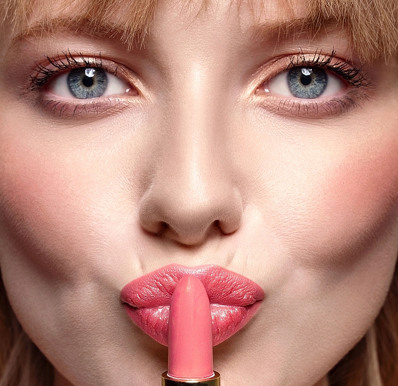 Зволожуюча помада для губ з колагеном - Cherel Moisturizing Lipstick Elixir — фото N8