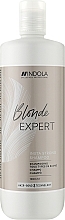 Відновлювальний і зміцнювальний шампунь для світлого волосся - Indola Blonde Expert Insta Strong Shampoo — фото N3