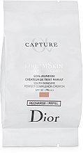 Духи, Парфюмерия, косметика Тональный кушон - Dior Capture Dreamskin Moist & Perfect Cushion (Сменный блок) (тестер)