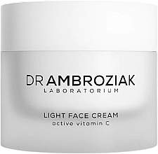 Духи, Парфюмерия, косметика Увлажняющий дневной крем для лица с витамином С - Dr Ambroziak Laboratorium Light Face Cream