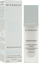 Зволожувальний концентрат для обличчя - Givenchy Ressource Fortifying Moisturizing Concentrate Anti-Stress — фото N2