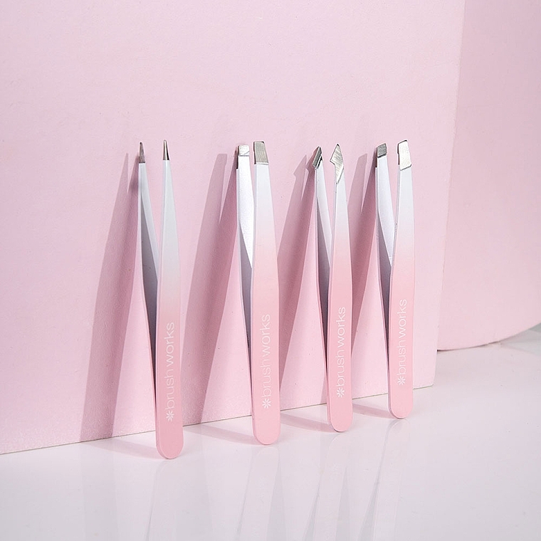 Набор пинцетов, 4 шт. - Brushworks 4 Piece Combination Tweezer Set White & Pink — фото N3