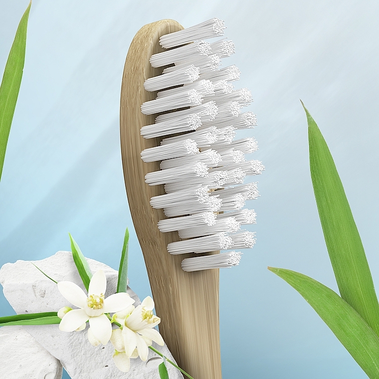 Зубна щiтка "Бамбук", середньої жорсткості - Oral-B Bamboo — фото N2