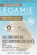 Твердий кондиціонер для волосся - Foamie Shake Your Coconuts Care Conditioner Bar — фото N1