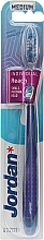 Зубна щітка medium, фіолетова в кубик - Jordan Individual Reach Toothbrush — фото N1