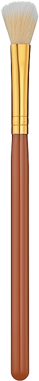 Кисточка ультрамягкая для хайлайтер и шиммера, коричневая - Man Fei — фото N1