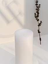 Свеча-цилиндр, диаметр 7 см, высота 15 см - Bougies La Francaise Cylindre Candle White — фото N3