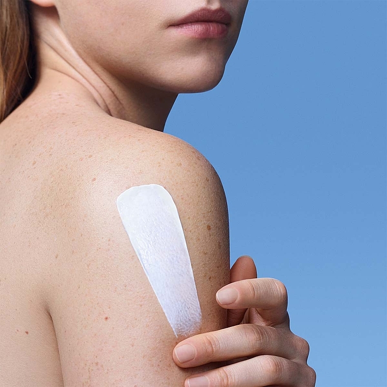 Успокаивающий восстанавливающий бальзам для поврежденной или раздраженной кожи лица и тела младенцев, детей и взрослых - La Roche-Posay Cicaplast Baume B5+ — фото N5