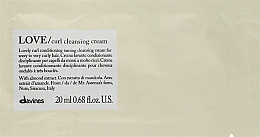 Очищающий крем для волнистых волос - Davines Love Curl Cleansing Cream (пробник) — фото N1