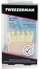 Духи, Парфюмерия, косметика Щетка для очищения кожи лица - Tweezerman Retail Dry Face Brush