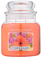 Духи, Парфюмерия, косметика Ароматическая свеча "Солнце и ромашки" (банка) - Country Candle Sunshine & Daisies