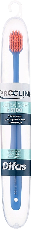 Зубна щітка "Ultra Soft" 512063, світло-синя з помаранчевою щетиною, в кейсі - Difas Pro-Clinic 5100 — фото N1