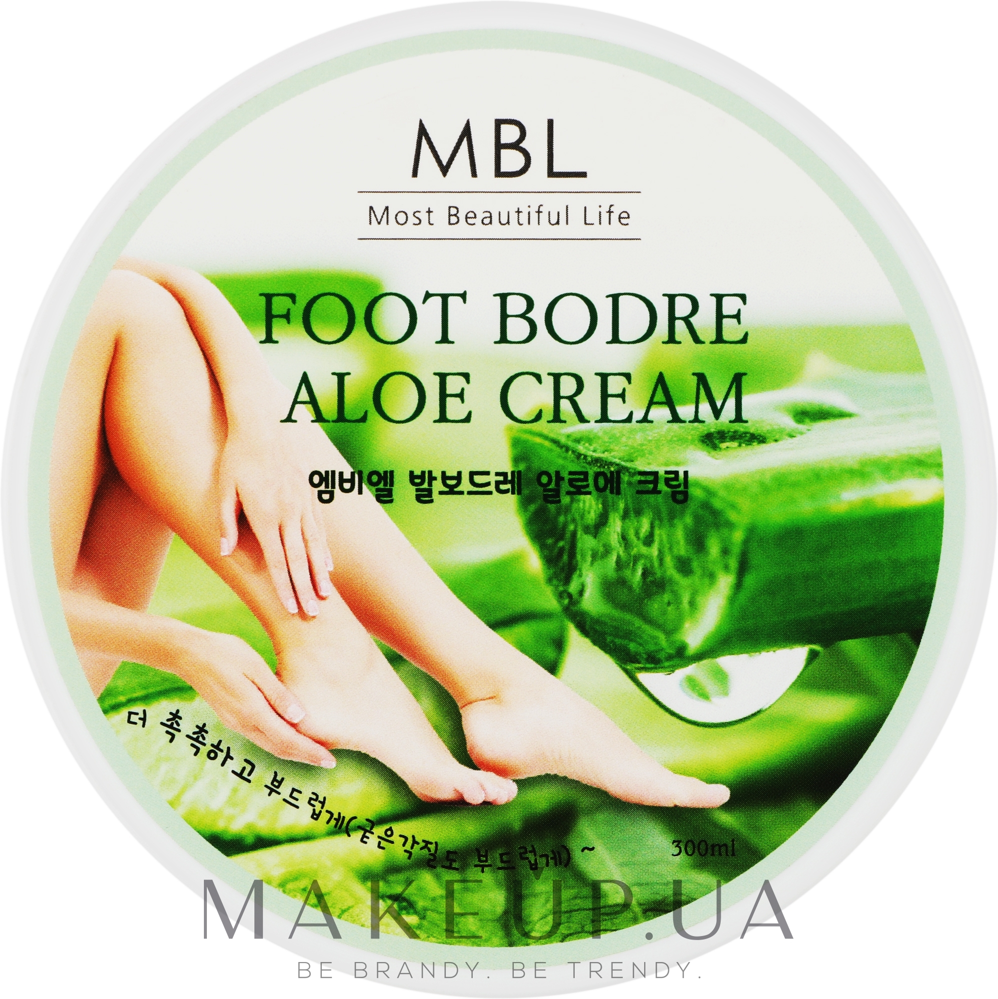 Крем для ніг з алое проти сухості і натоптнів - MBL Foot Bodre Aloe Cream — фото 300ml