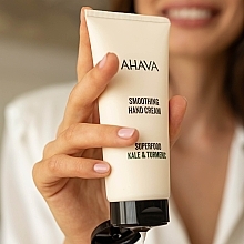 Разглаживающий крем для рук - Ahava Superfood Kale & Turmeric Smoothing Hand Cream — фото N6