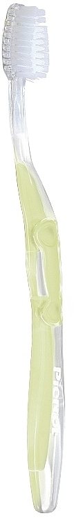 Зубная щетка ортодонтическая, светло-салатовая - Pierrot Orthodontic — фото N2