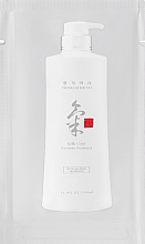Парфумерія, косметика Зволожувальний кондиціонер для всіх типів волосся                              - Daeng Gi Meo Ri Gold Premium Treatment (пробник)