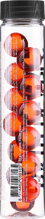 Червона олія для прийняття ванни з ароматом малини й амариллісу - Mades Cosmetics Stackable Transparent Bath Pearls — фото N2