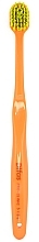 Зубная щетка "Ultra Soft" 512063, оранжевая с салатовой щетиной, в кейсе - Difas Pro-Clinic 5100 — фото N2