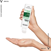 Кератолітичний шампунь для шкіри голови з проявами лущення та свербіння - Vichy Dercos PSOlution — фото N4