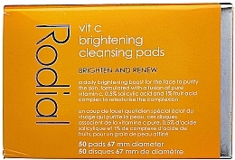 Очищувальні пади для обличчя - Rodial Pure Vitamin C Formulated Brightening Cleansing Pad — фото N3