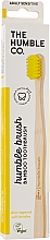 Парфумерія, косметика Бамбукова зубна щітка для чутливих ясен, жовта - The Humble Co Adult Sensitive
