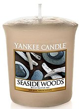Духи, Парфюмерия, косметика Ароматическая свеча "Приморский лес" - Yankee Candle Seaside Woods