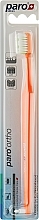 Парфумерія, косметика Зубна щітка ортодонтична з монопучковою насадкою, м'яка, помаранчева- Paro Swiss Ortho Brush