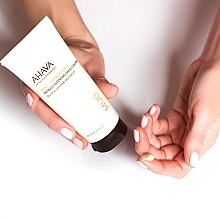 Поживний крем для рук - Ahava Dermud Hang Cream Dry & Sensitive Relief — фото N6