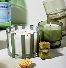 Ароматична свічка у склянці, 3 ґноти - Paddywax Al Fresco Striped Glass Candle Misted Lime — фото N2