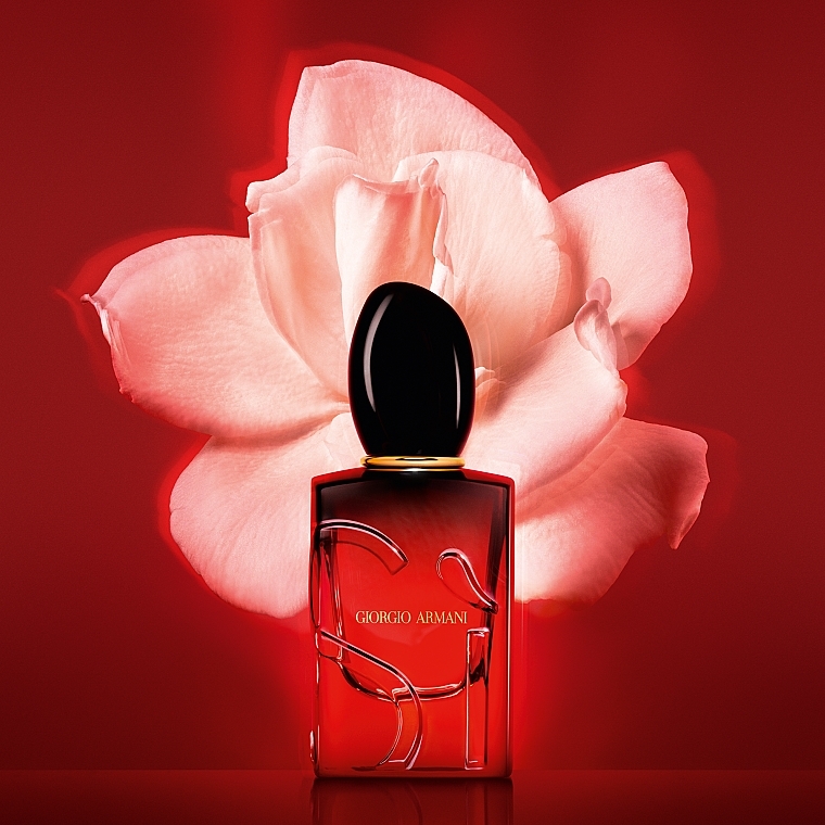 Giorgio Armani Si Passione Intense Refillable - Парфумована вода — фото N7