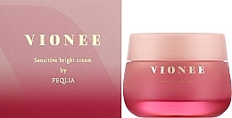 Зволожувальний крем для інтимної зони - Vionee Sensitive Bright Cream — фото N2