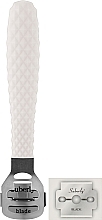 Духи, Парфюмерия, косметика Станок педикюрный с тремя запасными лезвиями CS48W, белый - Cosmo Shop