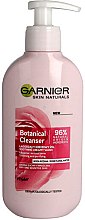 Парфумерія, косметика Гель для зняття макіяжу - Garnier Skin Naturals Botanical Rose Water Soothing Creamy Wash