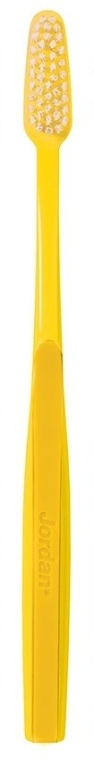 Зубная щетка с жесткой щетиной "Классик", желтая - Jordan Classic Hard Toothbrush — фото N1