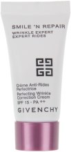 Духи, Парфюмерия, косметика Крем от морщин - Givenchy Smile n Repair Creme Anti-Rides Perfectrice SPF 15 (мини)