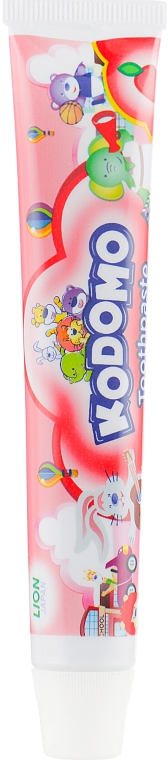 Дитяча зубна паста "Суниця", з іграшкою - Kodomo Lion Special Toothpaste For Children Strawberry — фото N3