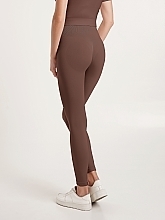 Бесшовные леггинсы "LEGGINGS SPORT SHAPE", deep taupe - Giulia — фото N5