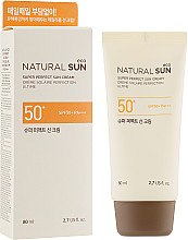 Духи, Парфюмерия, косметика Солнцезащитный крем для лица - The Face Shop Natural Sun Eco Super Perfect Sun Cream SPF50