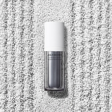 Комплексний зволожувальний флюїд для обличчя - Shiseido Men Total Revitalizer Light Fluid — фото N4